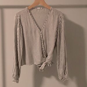 Gap Stripped Cross-front top
